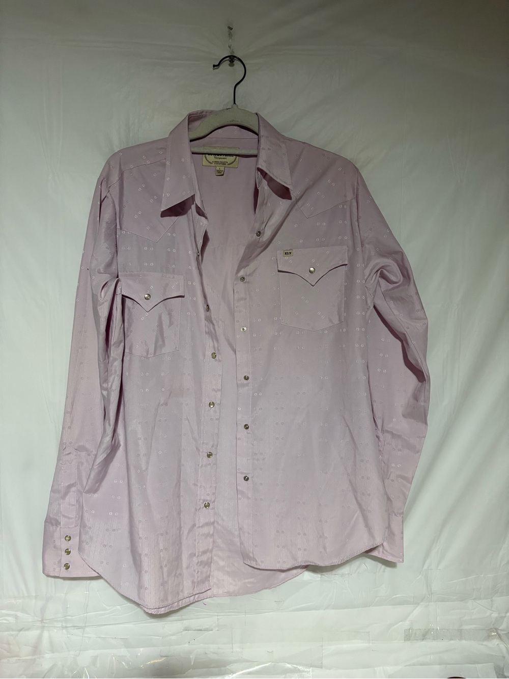 Ely Cattleman Light Pink Western Snap Shirt perfect for country concert!!!
